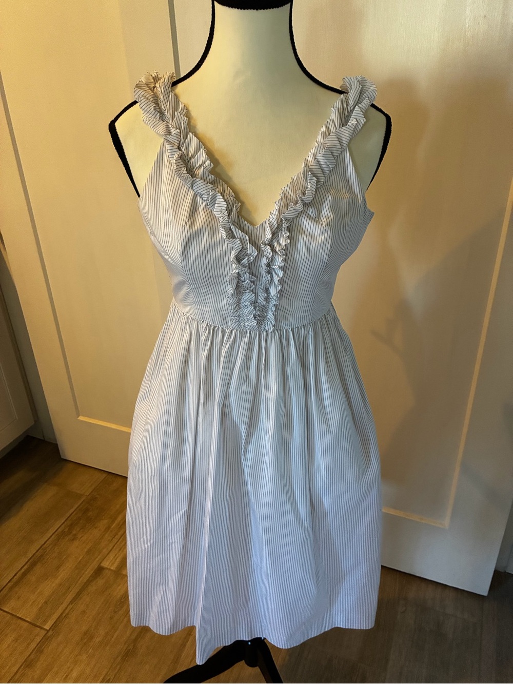 Banana Republic white Pinstripe Women's dress
